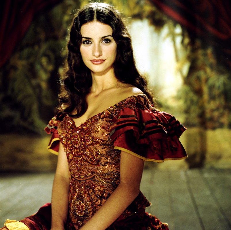 PENELOPE CRUZ_LA NINA DE TUS OJOS_CESAR LUCADAMO